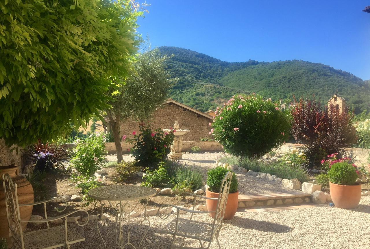 Palazzo Sant'Angelo Bed & Breakfast Spoleto Luaran gambar