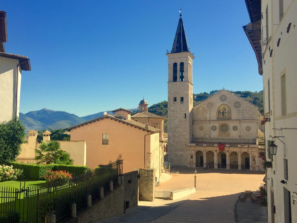Palazzo Sant'Angelo Bed & Breakfast Spoleto Luaran gambar