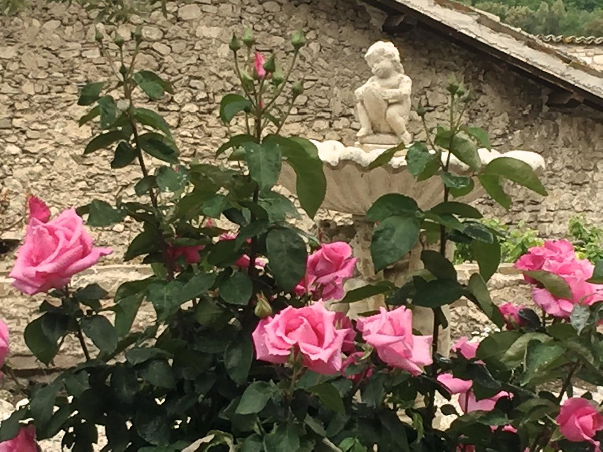 Palazzo Sant'Angelo Bed & Breakfast Spoleto Luaran gambar