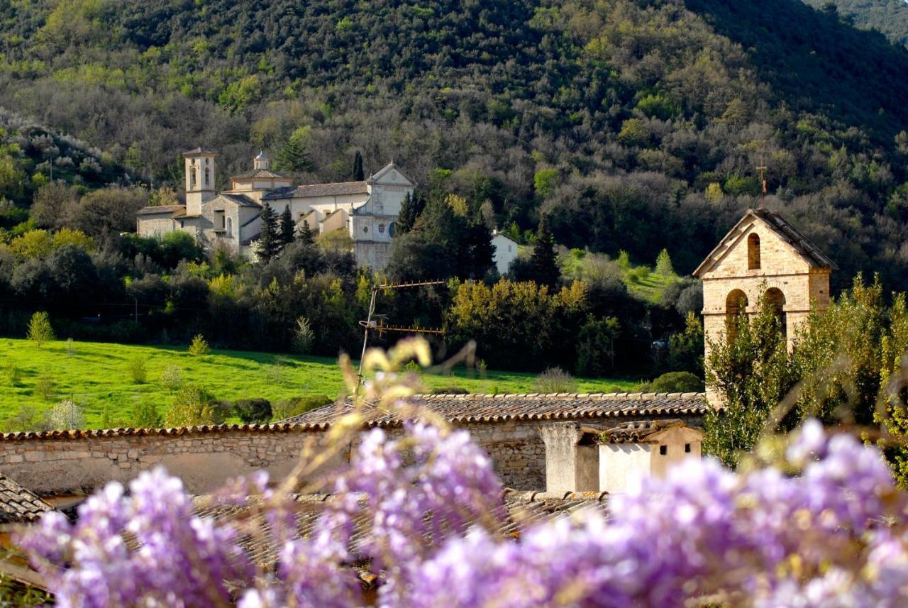 Palazzo Sant'Angelo Bed & Breakfast Spoleto Luaran gambar